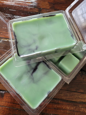 Open image in slideshow, Signature Soy Wax Melts
